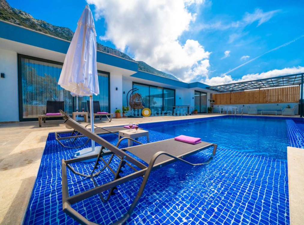 Muhafazakar Villa Nedir ?